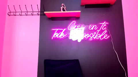 Snapshot of sofiifox chatting on 6, 3, 2025 sofiifox online show from 6, 3, 2025