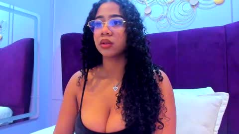 Snapshot of sofiifox chatting on 5, 10, 2025 sofiifox online show from 5, 10, 2025