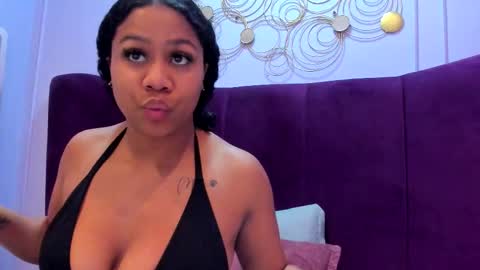 Snapshot of sofiifox chatting on 20, 11, 2025 sofiifox online show from 20, 11, 2025