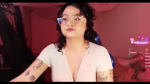 Snapshot of sofitabares_ chatting on 5, 12, 2025 Demi Sofia online show from 5, 12, 2025