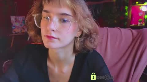 Snapshot of soft_animal chatting on 7, 8, 2026 E online show from 7, 8, 2026