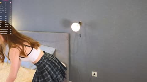 Snapshot of soft_babe chatting on 5, 2, 2025 Milisa online show from 5, 2, 2025