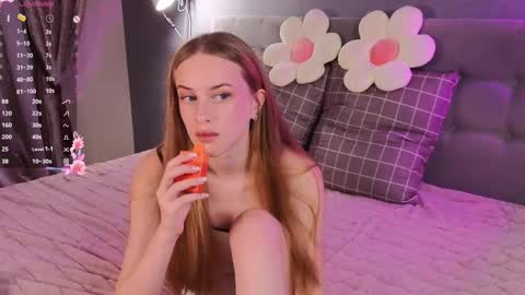 Snapshot of soft_babe chatting on 15, 9, 2025 Milisa online show from 15, 9, 2025