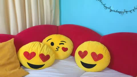 Lilly online show from 31, 3, 2026