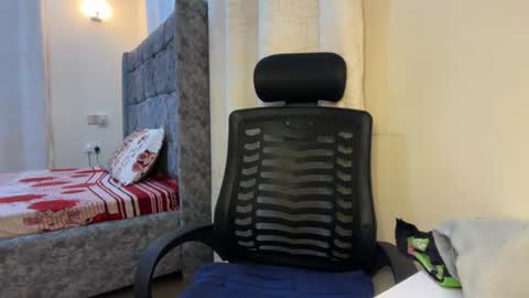 soft_nicole online show from 28, 7, 2026