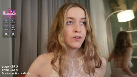 Snapshot of softdreamer_ chatting on 17, 11, 2025 softdreamer_ online show from 17, 11, 2025