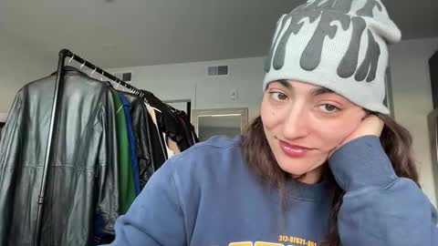 Soft Heat Maria online show from 20, 12, 2025