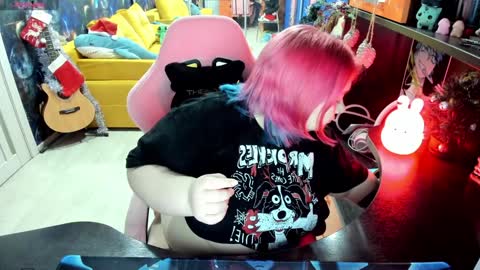 Snapshot of softie_sofy chatting on 31, 12, 2024 Sofie online show from 31, 12, 2024