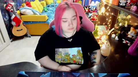 Snapshot of softie_sofy chatting on 9, 1, 2025 Sofie online show from 9, 1, 2025
