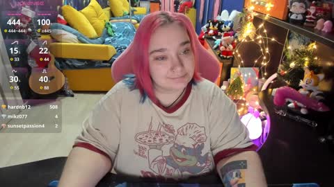 Snapshot of softie_sofy chatting on 10, 1, 2025 Sofie online show from 10, 1, 2025