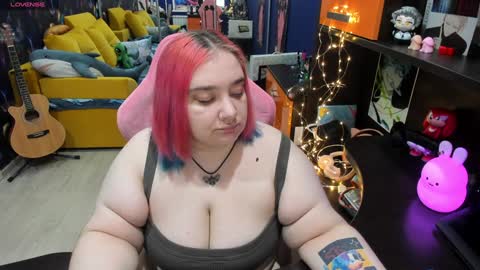 Snapshot of softie_sofy chatting on 7, 2, 2025 Sofie online show from 7, 2, 2025