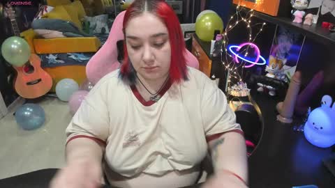 Snapshot of softie_sofy chatting on 8, 3, 2025 Sofie online show from 8, 3, 2025