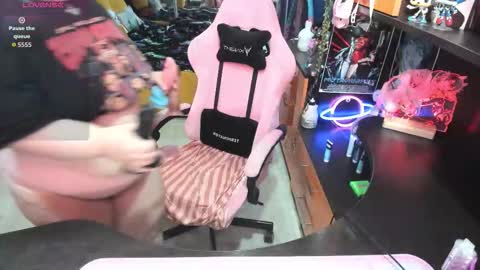 Snapshot of softie_sofy chatting on 9, 9, 2025 Sofie online show from 9, 9, 2025