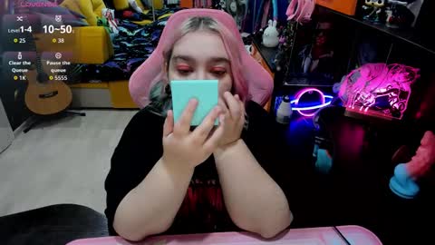 Snapshot of softie_sofy chatting on 24, 9, 2025 Sofie online show from 24, 9, 2025