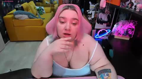 Snapshot of softie_sofy chatting on 16, 6, 2026 Sofie online show from 16, 6, 2026