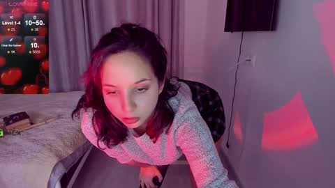 Snapshot of softt_kitty chatting on 5, 1, 2025 Emily online show from 5, 1, 2025