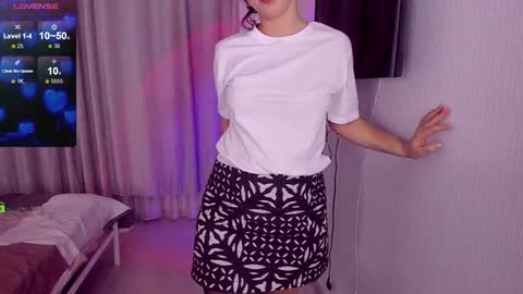 Snapshot of softt_kitty chatting on 7, 1, 2025 Emily online show from 7, 1, 2025