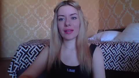 Snapshot of softy_aura chatting on 5, 5, 2026 softy_aura online show from 5, 5, 2026