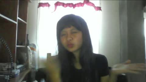 Snapshot of soiladeacetis chatting on 8, 4, 2026 Sunny online show from 8, 4, 2026