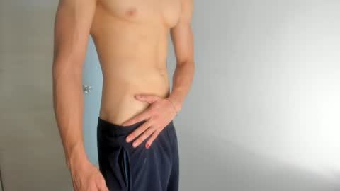 Snapshot of sola_enzo chatting on 25, 5, 2026 sola_enzo online show from 25, 5, 2026