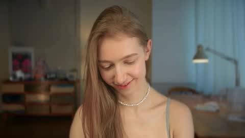 Snapshot of solar_bella chatting on 22, 2, 2025 Bella online show from 22, 2, 2025