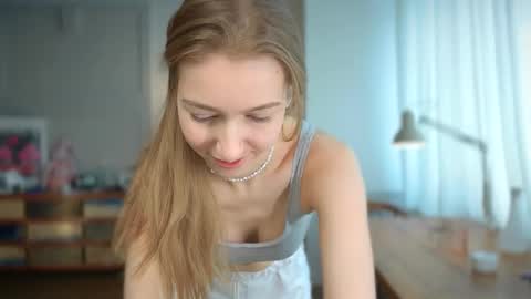 Snapshot of solar_bella chatting on 23, 2, 2025 Bella online show from 23, 2, 2025