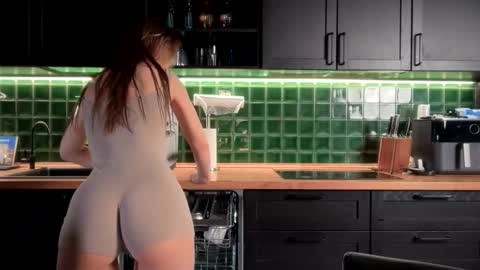 Snapshot of solar_bella chatting on 14, 1, 2026 Bella online show from 14, 1, 2026