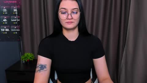 Snapshot of solazolaa chatting on 14, 10, 2025 Sonya online show from 14, 10, 2025