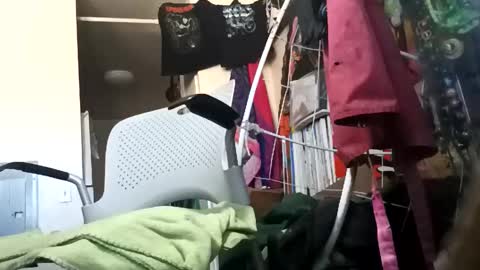 Snapshot of solobait chatting on 1, 11, 2025 ArtistMJB online show from 1, 11, 2025