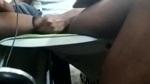 Snapshot of solobait chatting on 8, 11, 2025 ArtistMJB online show from 8, 11, 2025