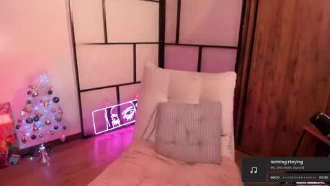 saraIG Solosara8 online show from 1, 12, 2025