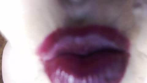 sondrariddle online show from 18, 4, 2026