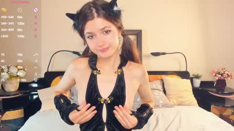 Monika 3 online show from 8, 5, 2026