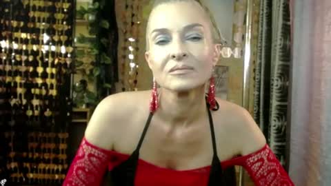 Snapshot of soniadance chatting on 24, 6, 2026 Sonia online show from 24, 6, 2026