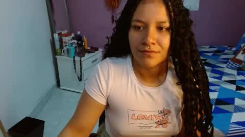 Snapshot of soniafuckboobs chatting on 28, 12, 2024 soniafuckboobs online show from 28, 12, 2024