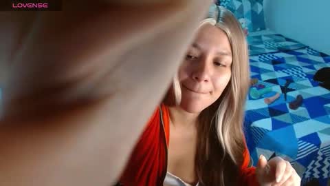 Snapshot of soniafuckboobs chatting on 9, 9, 2025 soniafuckboobs online show from 9, 9, 2025