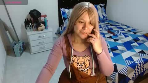 Snapshot of soniafuckboobs chatting on 30, 9, 2025 soniafuckboobs online show from 30, 9, 2025