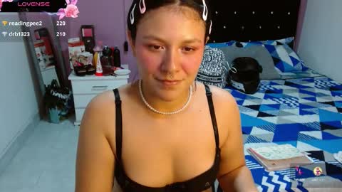 Snapshot of sonialatin69 chatting on 3, 2, 2025 sonialatin69 online show from 3, 2, 2025