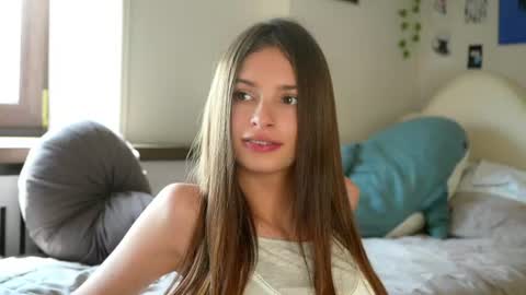 Snapshot of sonyaericsson chatting on 3, 7, 2026 Eva 3 online show from 3, 7, 2026
