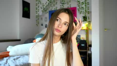 Snapshot of sonyaericsson chatting on 14, 7, 2026 Eva 3 online show from 14, 7, 2026