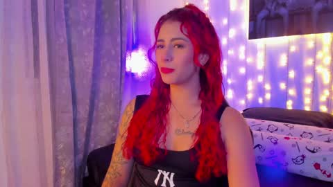 Snapshot of sophi_01 chatting on 14, 1, 2025 sophie online show from 14, 1, 2025