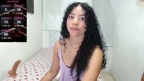 Snapshot of sophi_baby chatting on 9, 3, 2025 Sophi baby online show from 9, 3, 2025