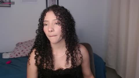 Snapshot of sophi_baby chatting on 14, 9, 2025 Sophi baby online show from 14, 9, 2025
