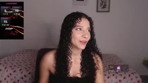 Snapshot of sophi_baby chatting on 22, 9, 2025 Sophi baby online show from 22, 9, 2025
