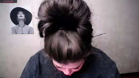 sophia__olsen online show from 18, 9, 2025