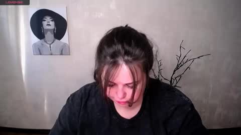 sophia__olsen online show from 25, 9, 2025