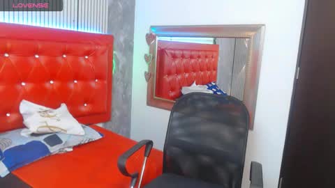 Snapshot of sophia__sweet1 chatting on 17, 11, 2025 sophia__sweet1 online show from 17, 11, 2025