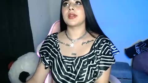 Snapshot of sophia_dazza398 chatting on 5, 7, 2026 sophia online show from 5, 7, 2026