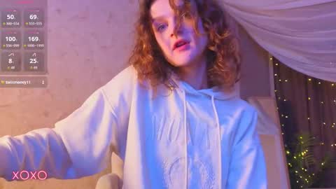 Snapshot of sophia_dreamy chatting on 16, 11, 2025 Sophia online show from 16, 11, 2025