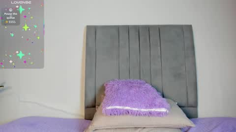 Snapshot of sophia_ebony___ chatting on 17, 10, 2025 sophia_ebony___ online show from 17, 10, 2025